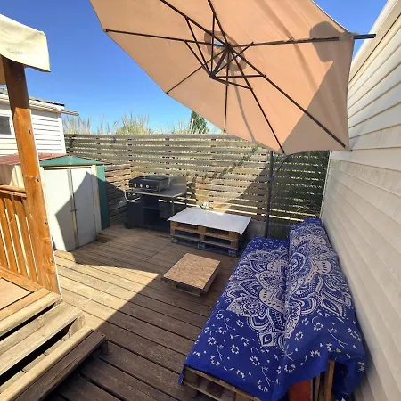 Appartement Climatise, Terrasse, Et Piscine A 500 M De La